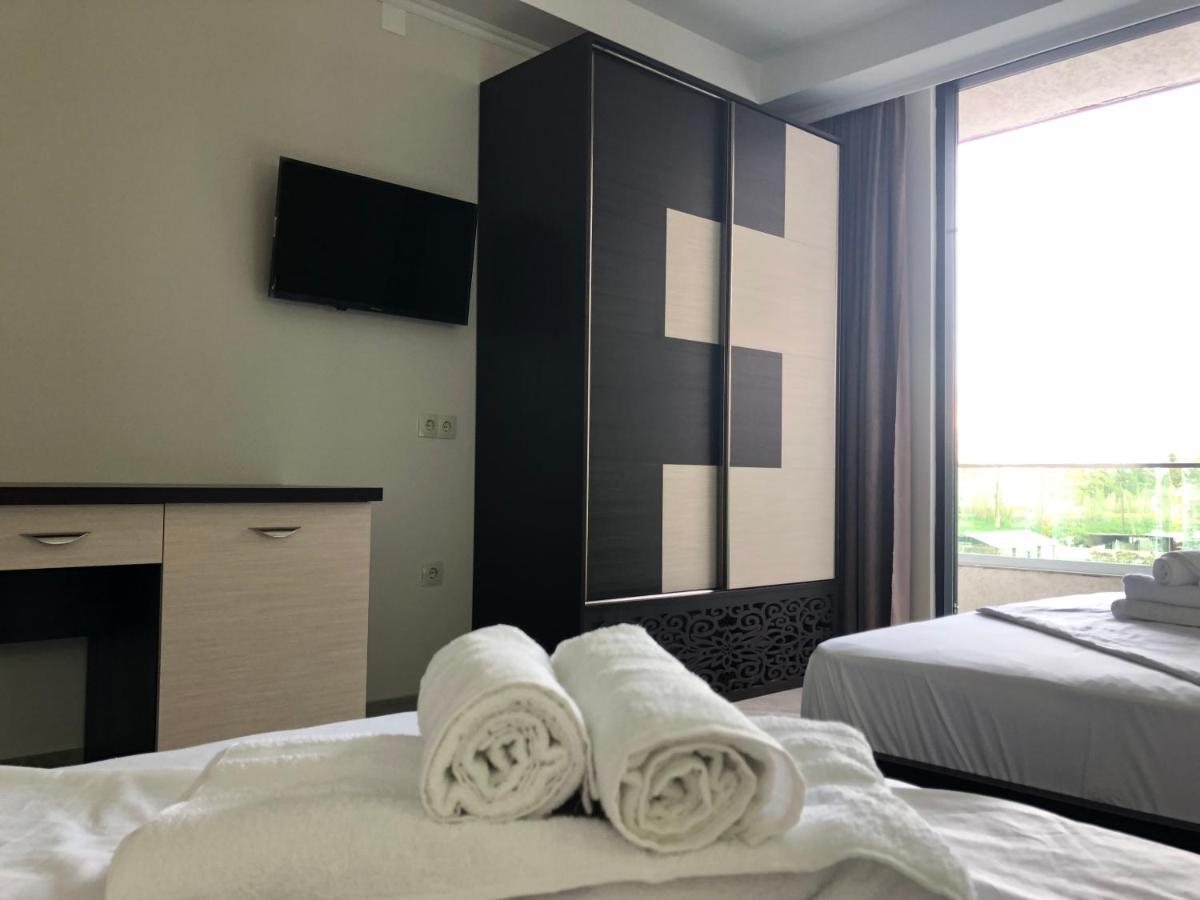 Magnetiti Hotel 乌雷基 外观 照片
