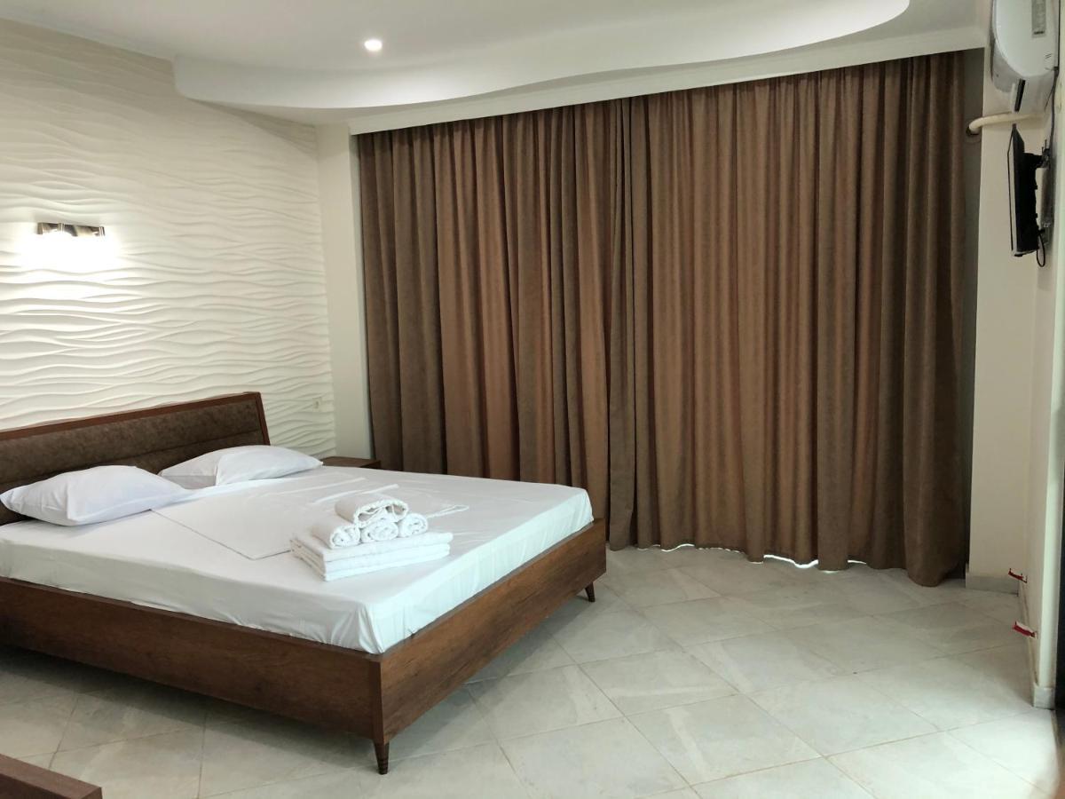 Magnetiti Hotel 乌雷基 外观 照片