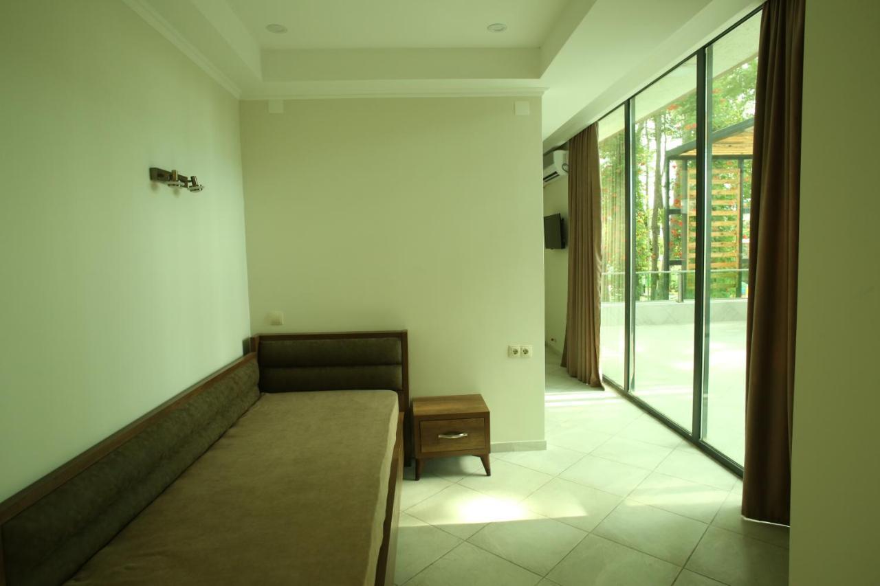 Magnetiti Hotel 乌雷基 外观 照片
