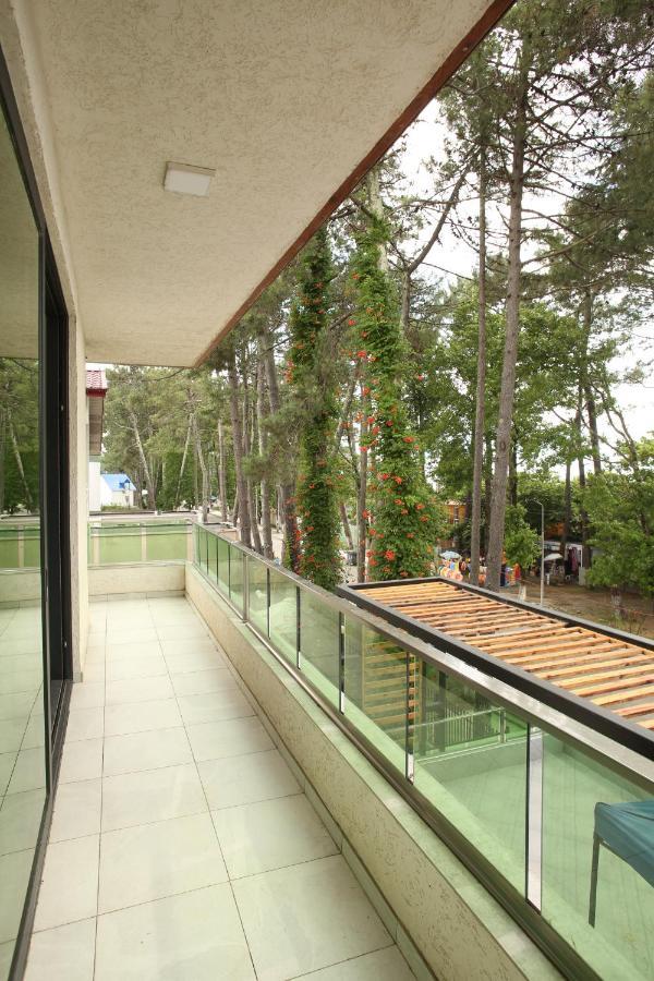 Magnetiti Hotel 乌雷基 外观 照片