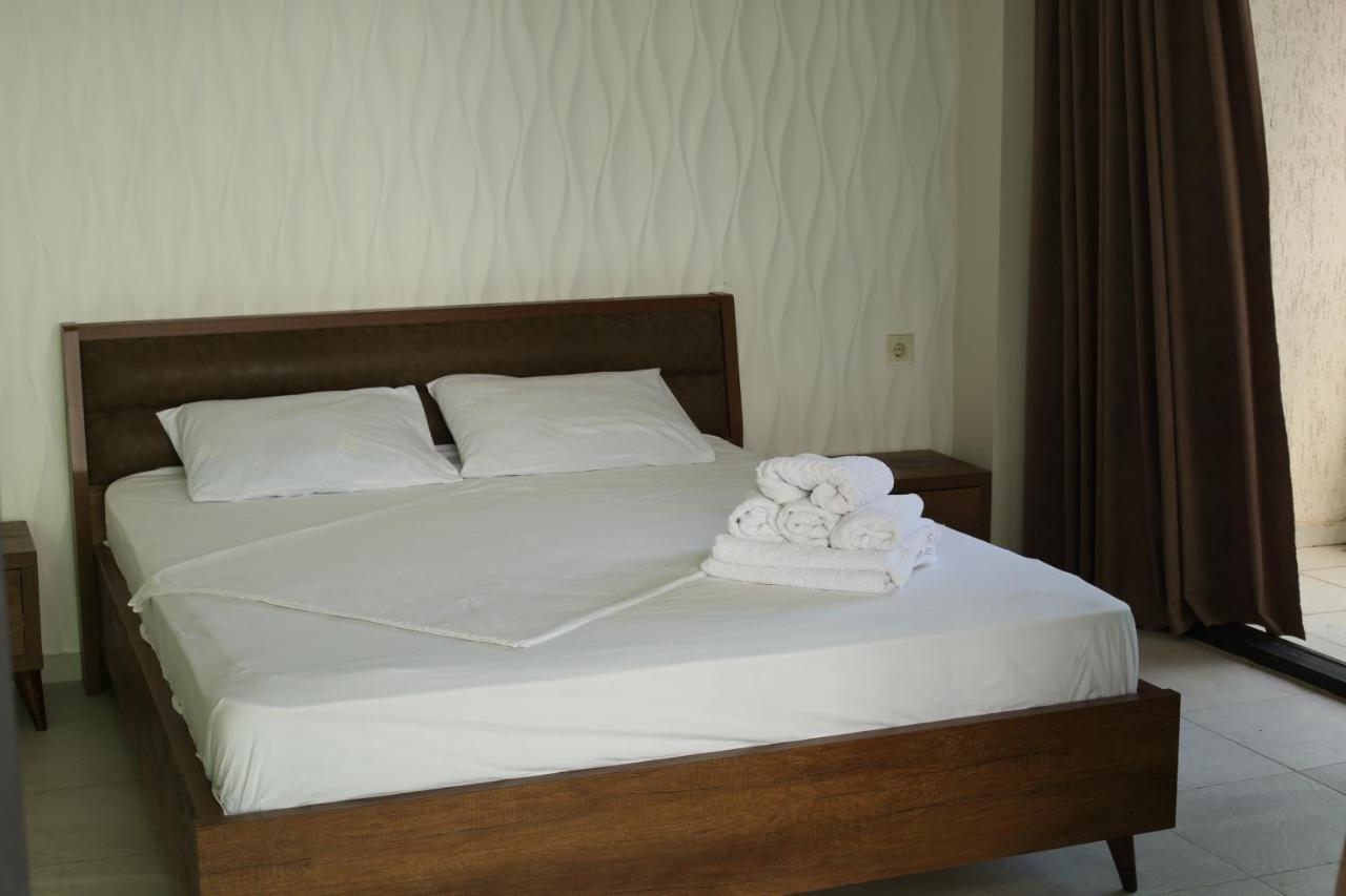 Magnetiti Hotel 乌雷基 外观 照片