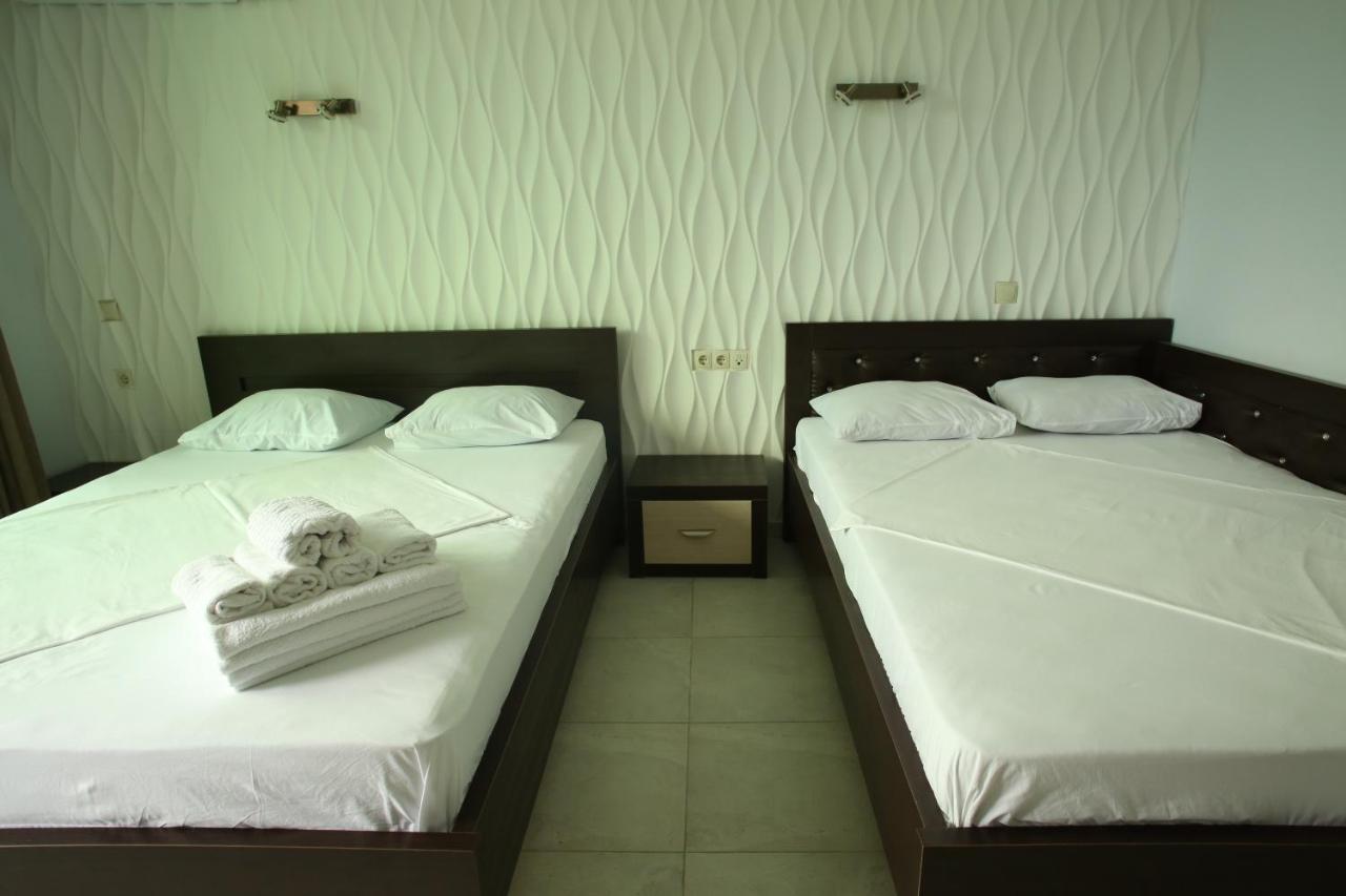 Magnetiti Hotel 乌雷基 外观 照片