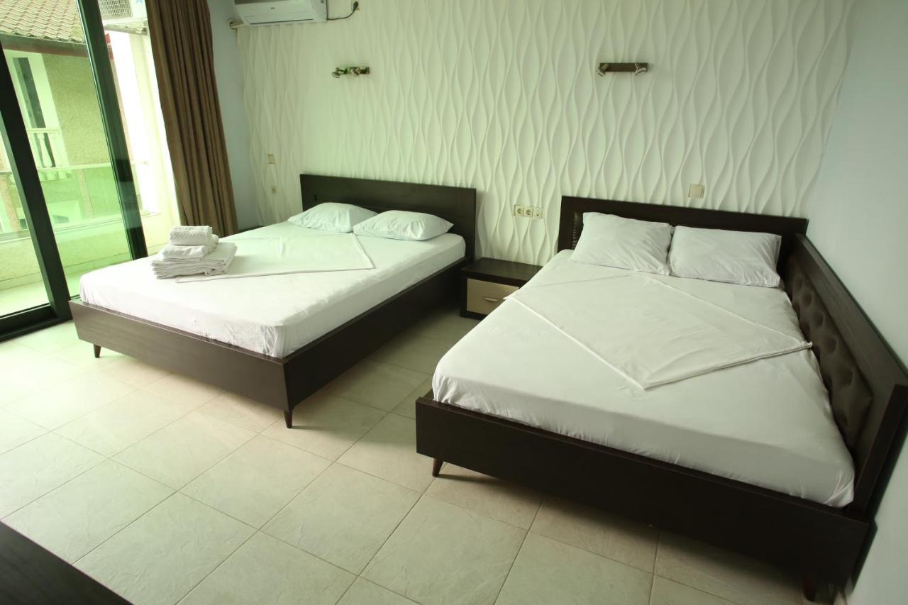 Magnetiti Hotel 乌雷基 外观 照片