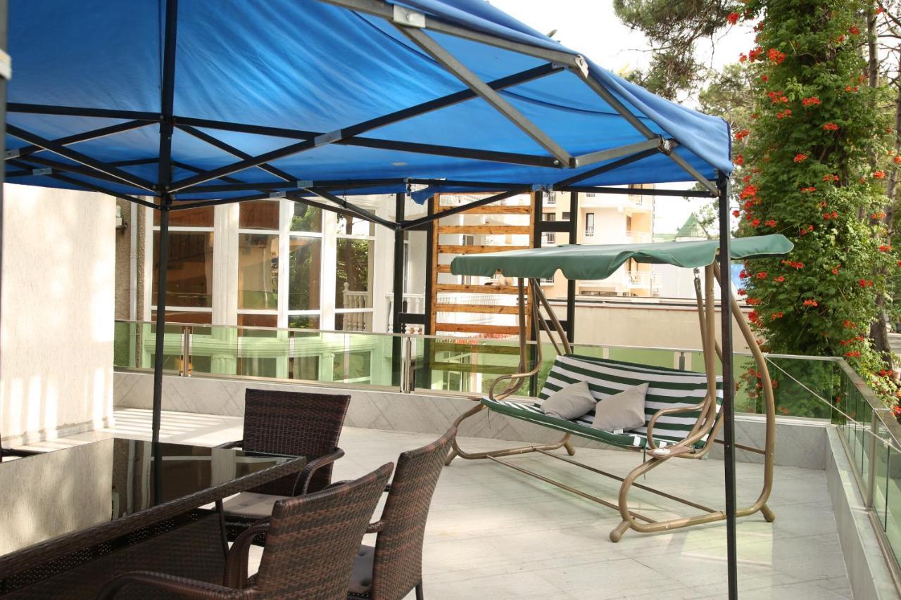 Magnetiti Hotel 乌雷基 外观 照片
