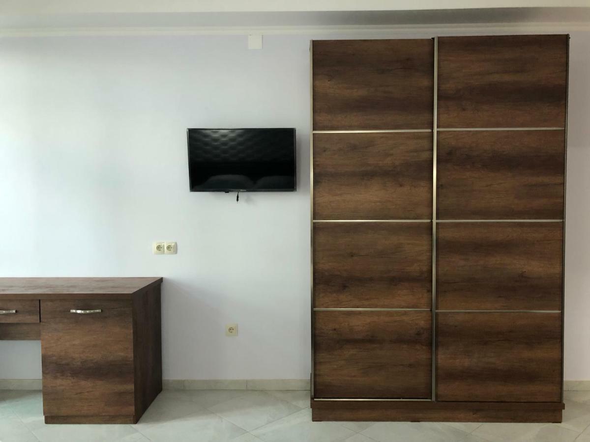 Magnetiti Hotel 乌雷基 外观 照片
