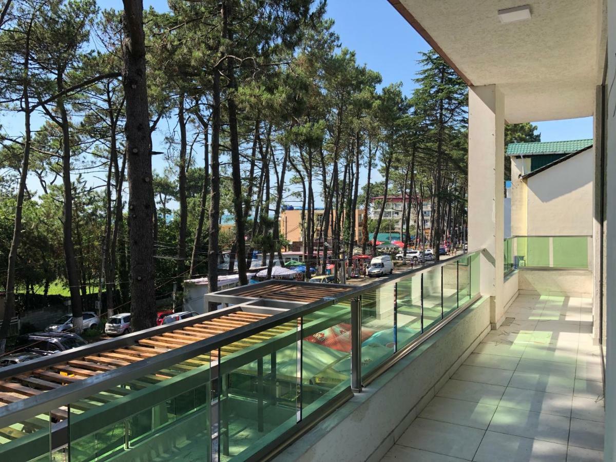 Magnetiti Hotel 乌雷基 外观 照片